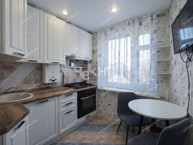 трёхкомнатная квартира на улице Веденяпина дом 6