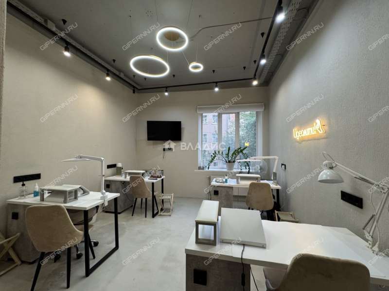 помещение под помещение свободного назначения на Грузинской улице