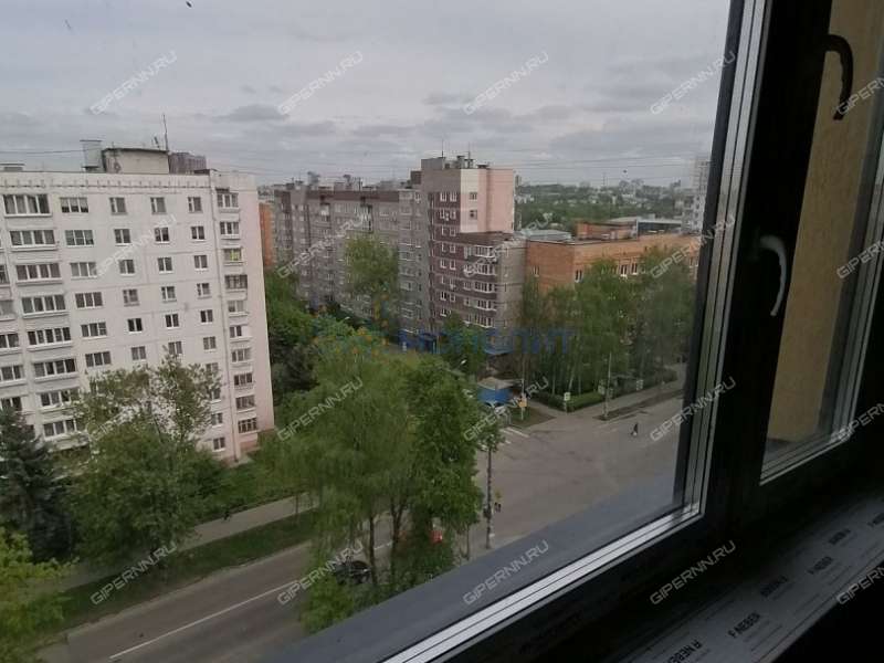 четырёхкомнатная квартира на Полтавской улице дом 15