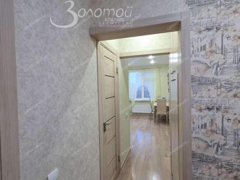 трёхкомнатная квартира на Южном бульваре дом 1