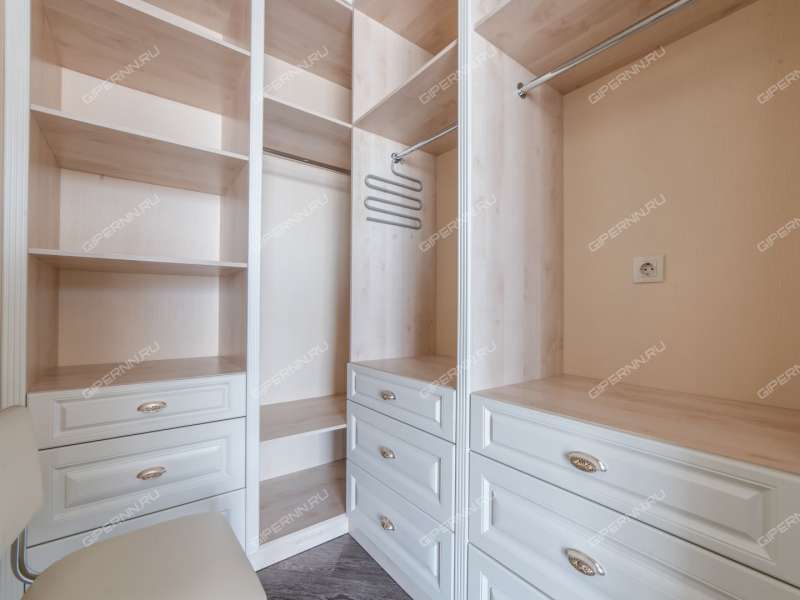 четырёхкомнатная квартира на улице Родионова дом 192 к4