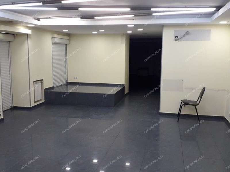 помещение под торговую площадь на улице Максима Горького