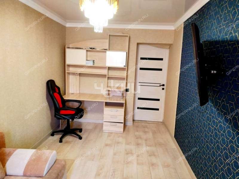 трёхкомнатная квартира на улице Октябрьской Революции дом 40