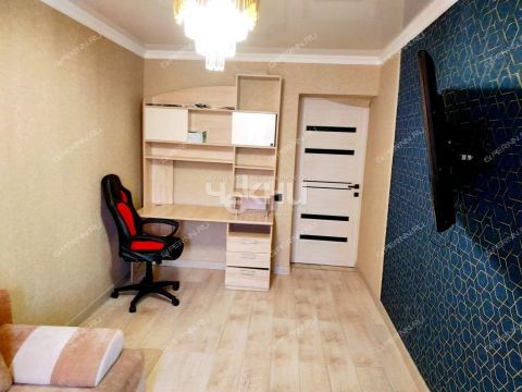 3-komnatnaya-ul-oktyabrskoy-revolyucii-d-40 фото