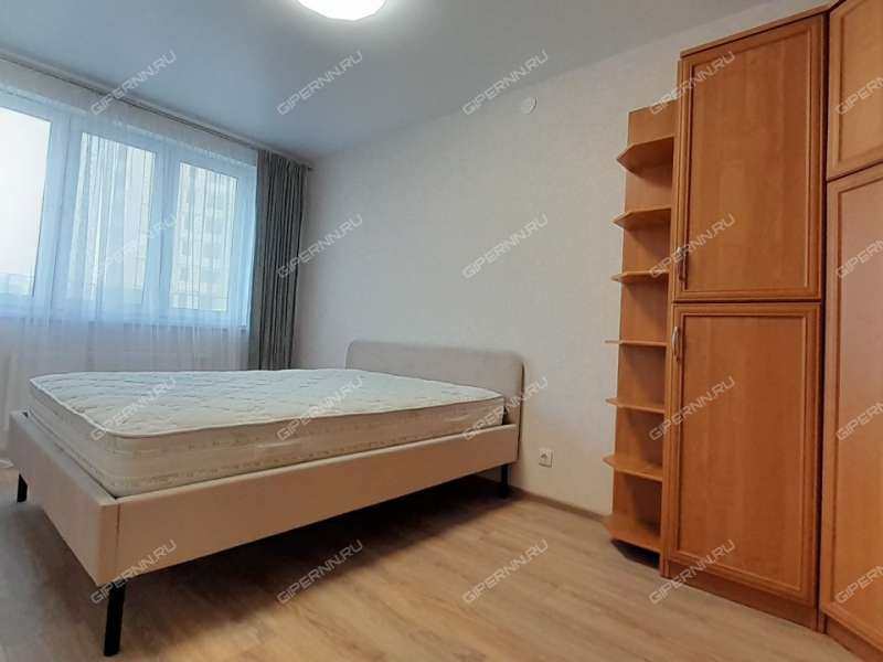 трёхкомнатная квартира на проспекте Героев Донбасса дом 16