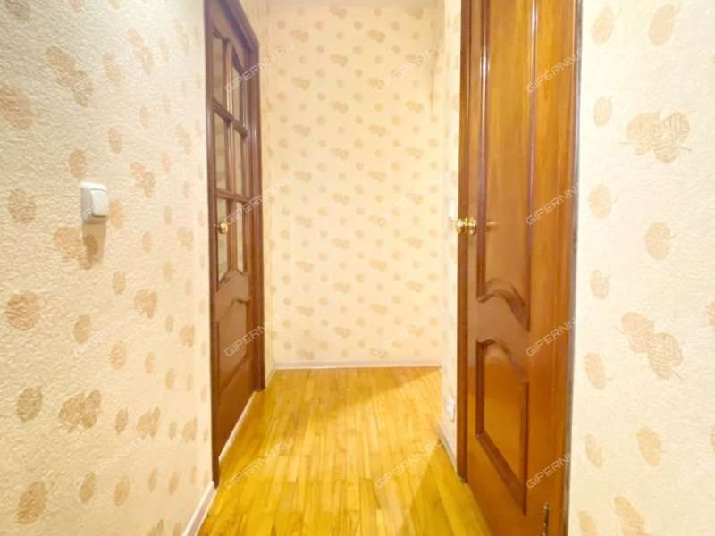 трёхкомнатная квартира на улице Сергея Есенина дом 14