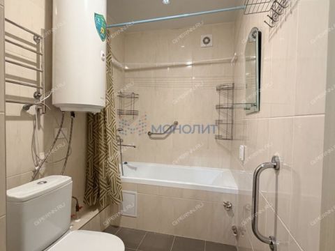 kvartira-studiya-ul-8-marta-d-28 фото