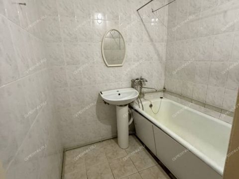 3-komnatnaya-ul-iyulskih-dney-d-21-96 фото